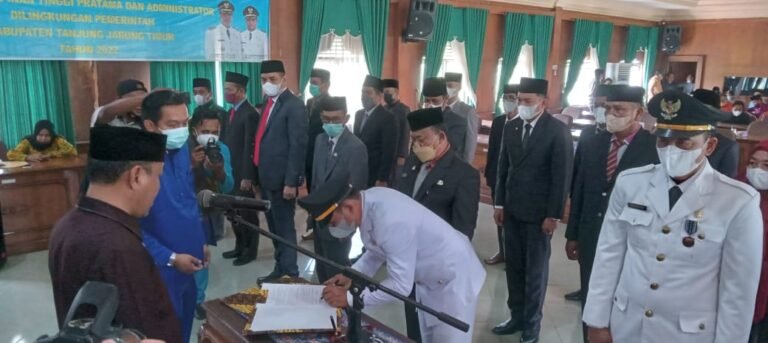 Bupati Tanjabtim Lantik 19 Pejabat Tinggi Pratama