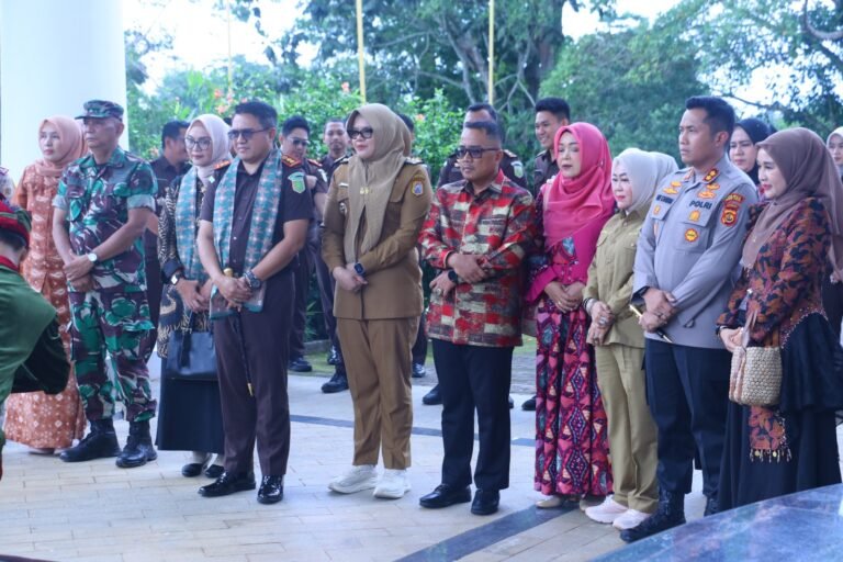 Pisah Sambut Kajari Berlangsung Hangat, Ketua DPRD Tanjab Timur Sampaikan Apresiasi dan Harapan